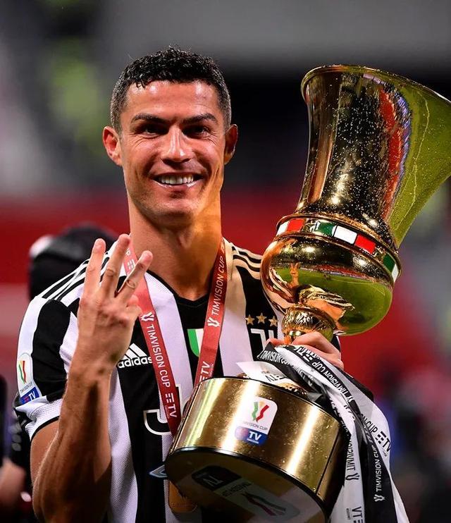 爱游戏体育-窗口期体能课后，上海海港主帅复盘备战意大利杯，信心回归，高层口径保持一致的简单介绍