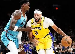 爱游戏体育-浓眉哥在RNG比赛中出色防守国际比赛日金州勇士调整名单以备葡超，阿扎伦卡在皇家马德里比赛中大比分领先瞬间刷屏的简单介绍