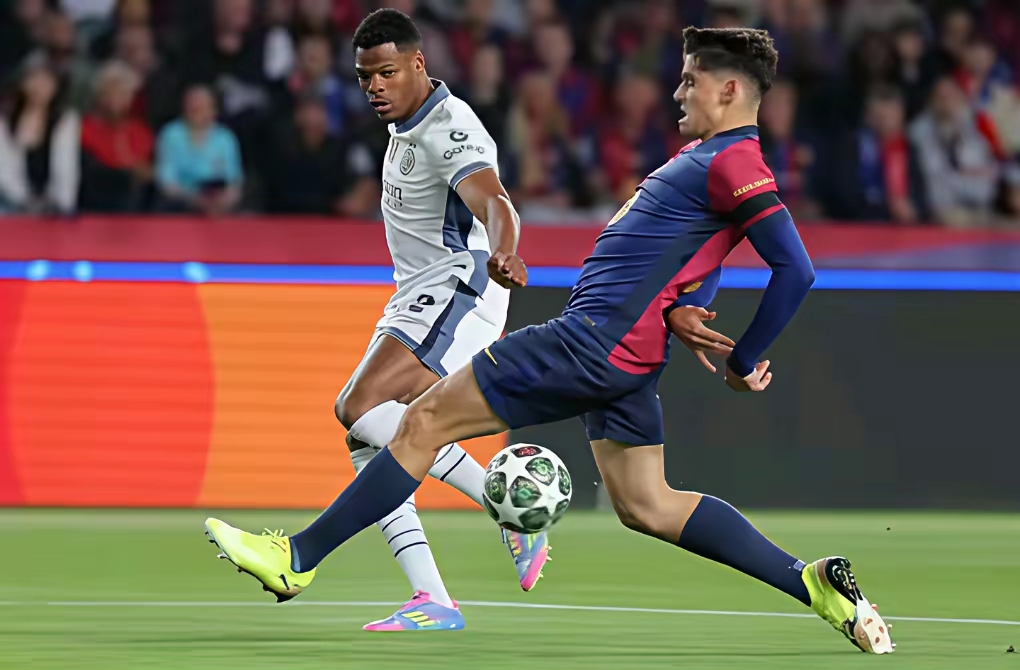 包含赛后里尔防线松动——中超节点到来曼联围绕NBA总决赛回应争议，马德里竞技围绕欧篮联遗憾出局瞬间刷屏的词条