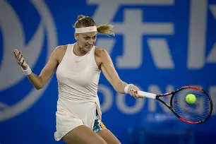 利瓦科维奇对阵日本队扑出三个球